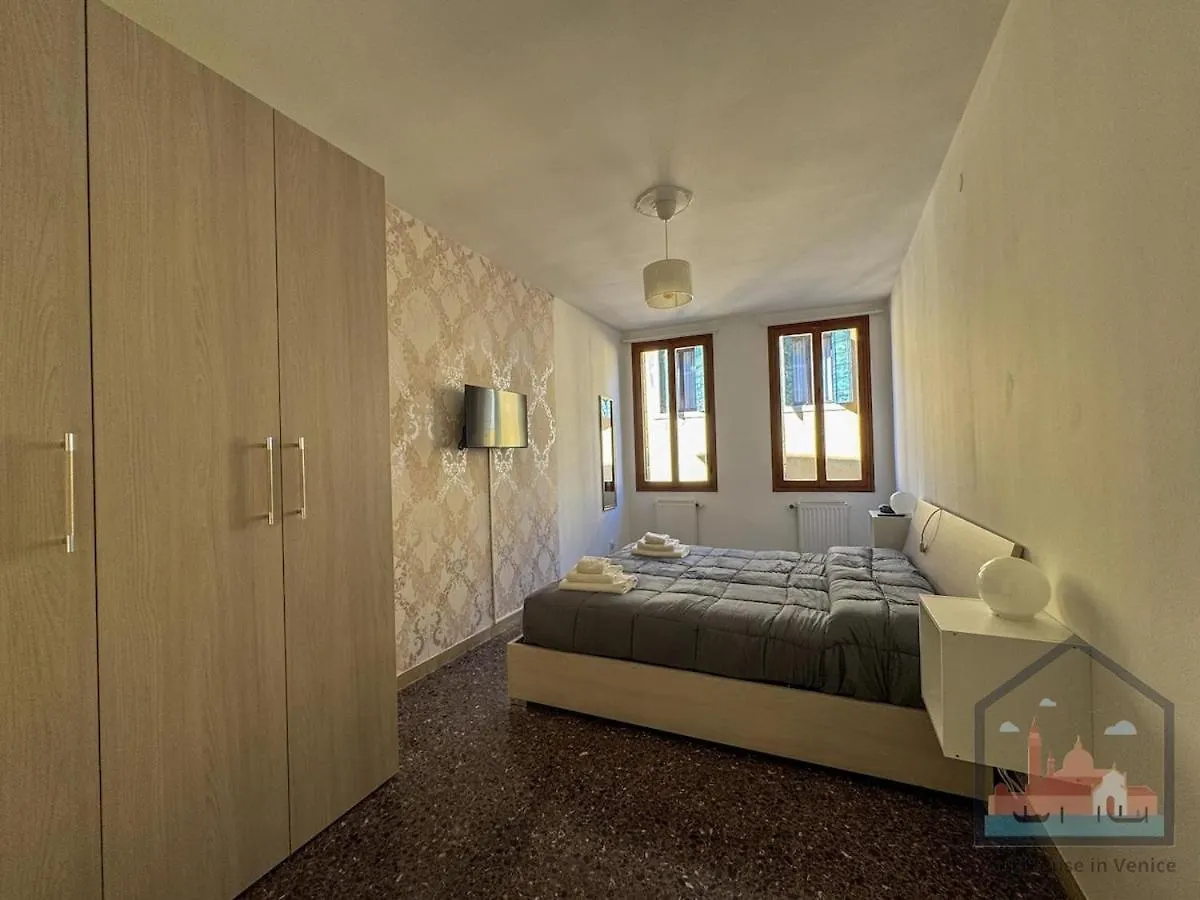 Accademia Apartment With Gym In Center Venice