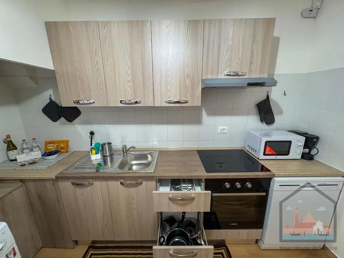 Accademia Apartment With Gym In Center Venice 0*,  Italy