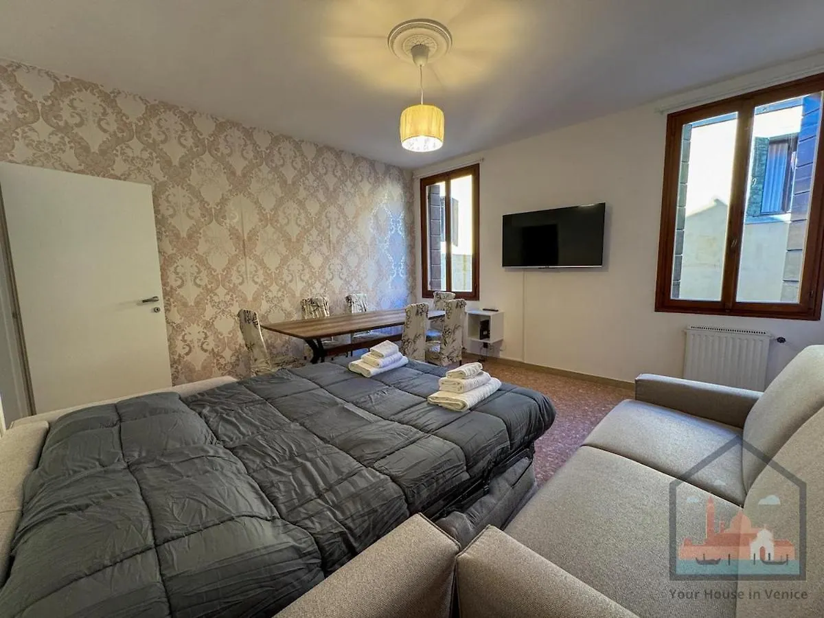 Accademia Apartment With Gym In Center Venice