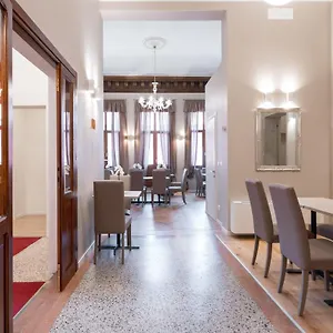 Palazzo Martinelli Dolfin מלון