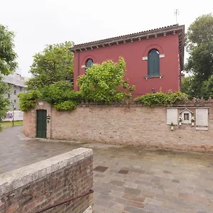 Santa Marta By Halldis Venezia