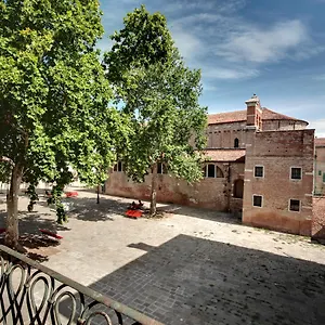 Accademia Opera Deluxe Venezia