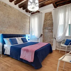 Charming Castello By Wonderful Italy Βενετία